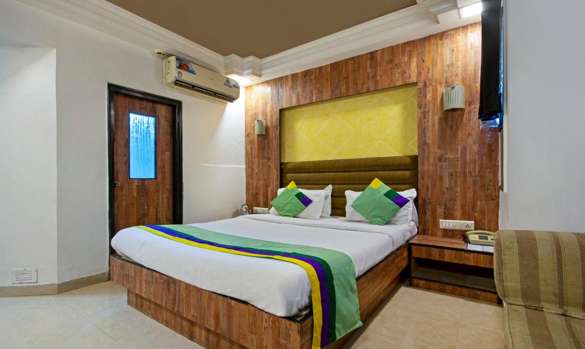 Itsy Hotels Shree Krishna Palace Ахмедабад Екстериор снимка